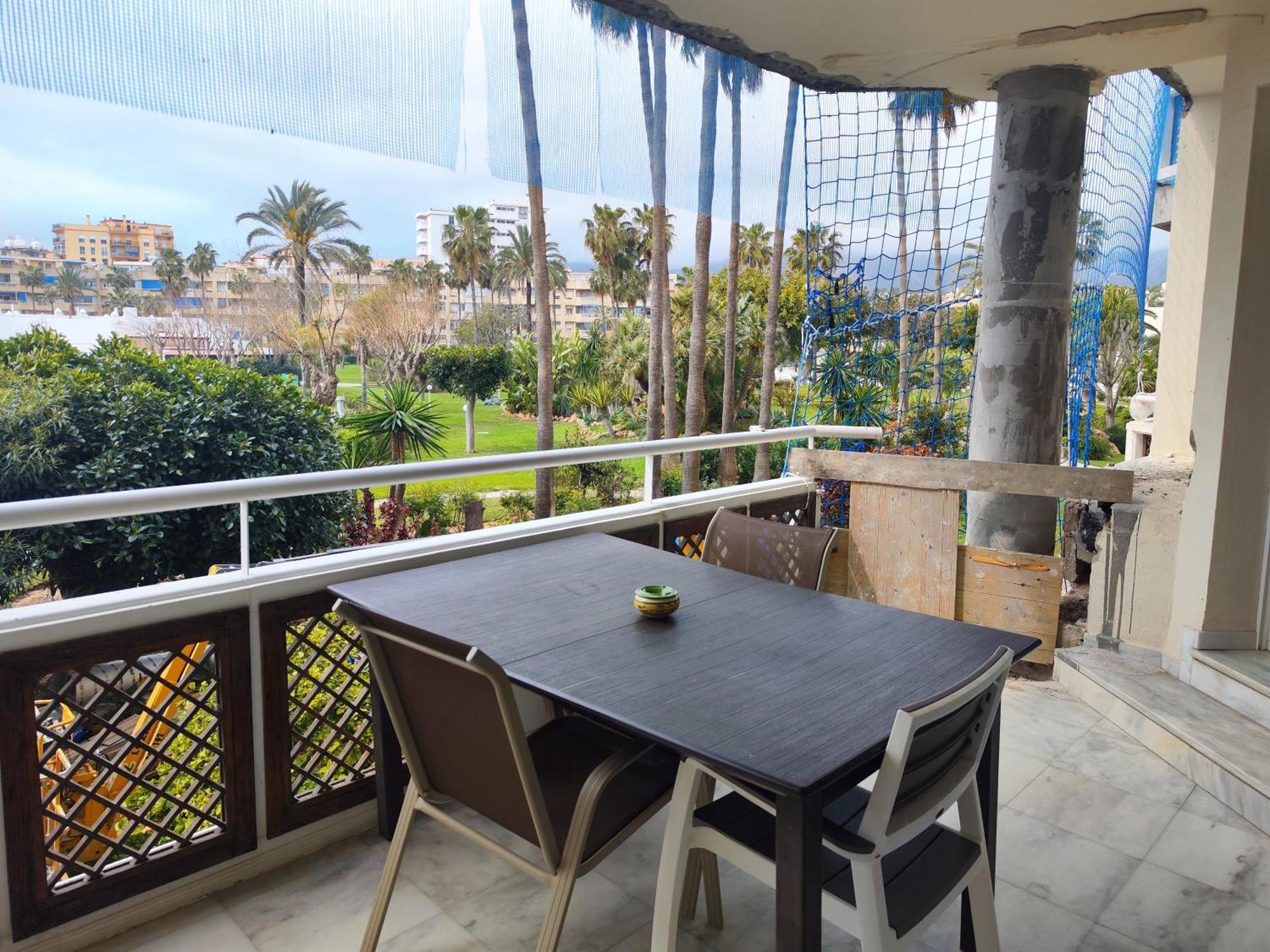 Golf Coast Los Alamos, Primera Linea De Playa Торемолинос Екстериор снимка