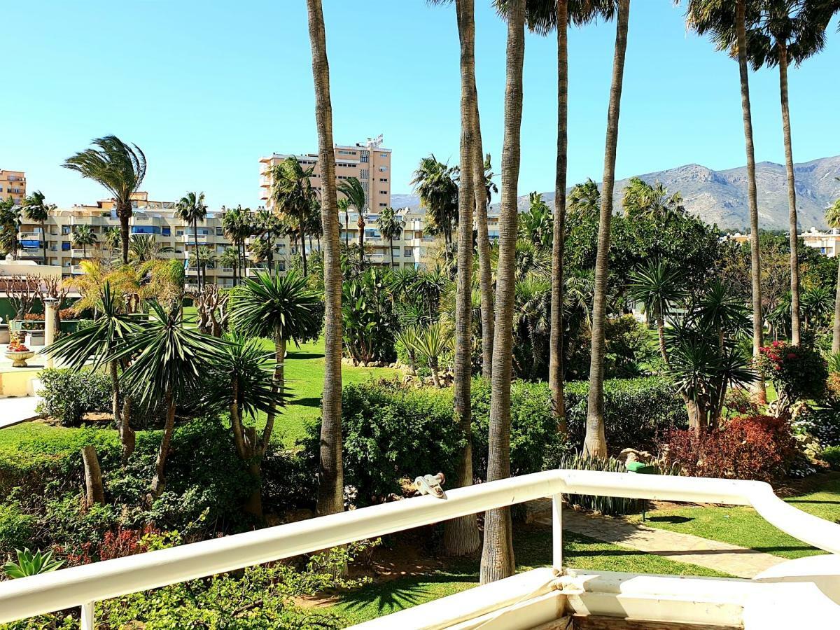 Golf Coast Los Alamos, Primera Linea De Playa Торемолинос Екстериор снимка
