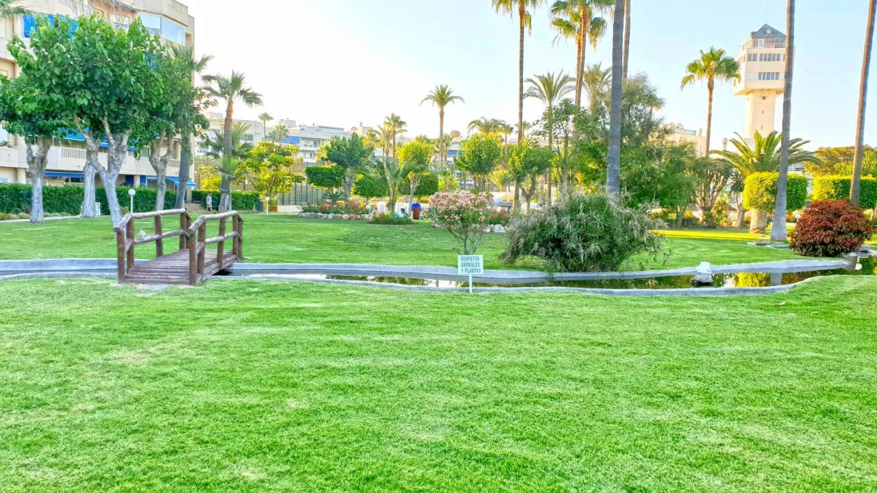 Golf Coast Los Alamos, Primera Linea De Playa Торемолинос Екстериор снимка