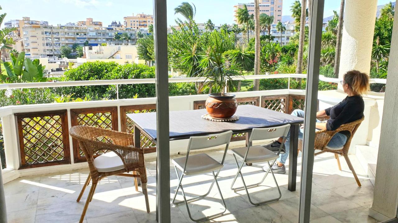 Golf Coast Los Alamos, Primera Linea De Playa Торемолинос Екстериор снимка